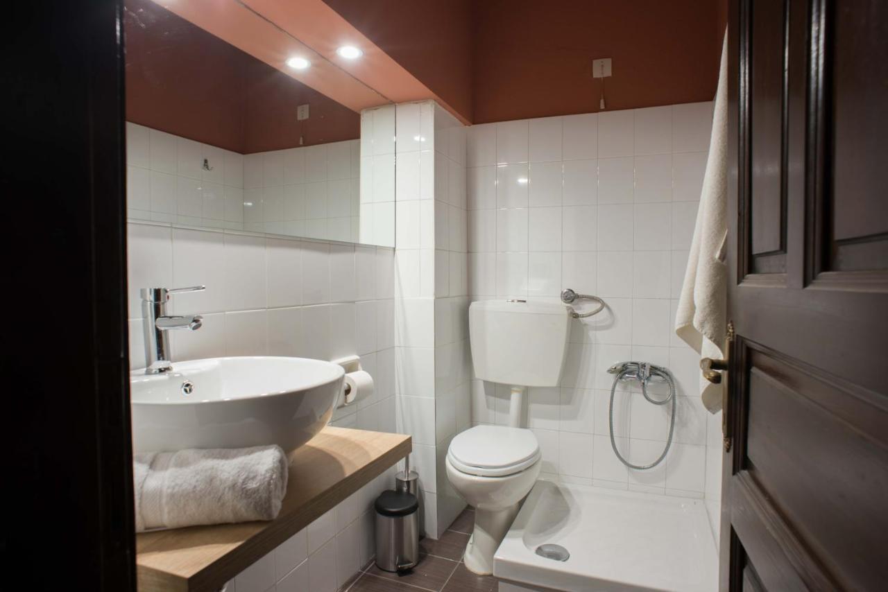 Charis Guesthouse มากรินิตซา ภายนอก รูปภาพ