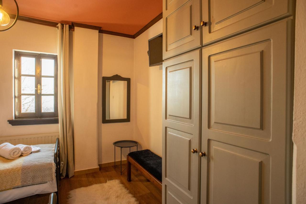 Charis Guesthouse มากรินิตซา ภายนอก รูปภาพ