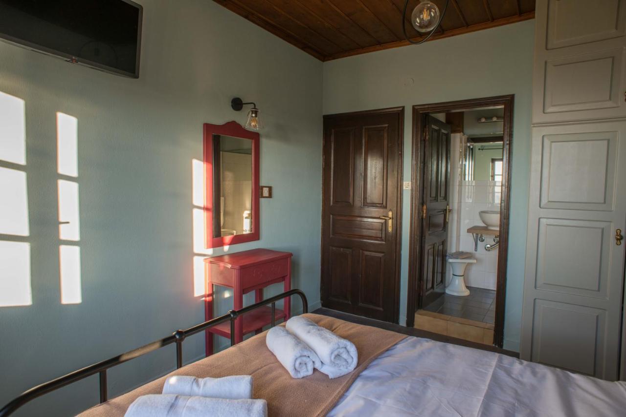 Charis Guesthouse มากรินิตซา ภายนอก รูปภาพ